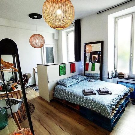 La Galerie - Hypercentre - Atypique - Lit Double Apartment Сен-Брук Екстериор снимка