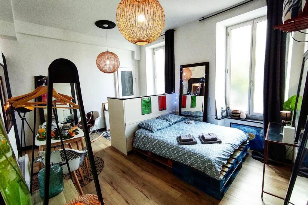 La Galerie - Hypercentre - Atypique - Lit Double Apartment Сен-Брук Екстериор снимка